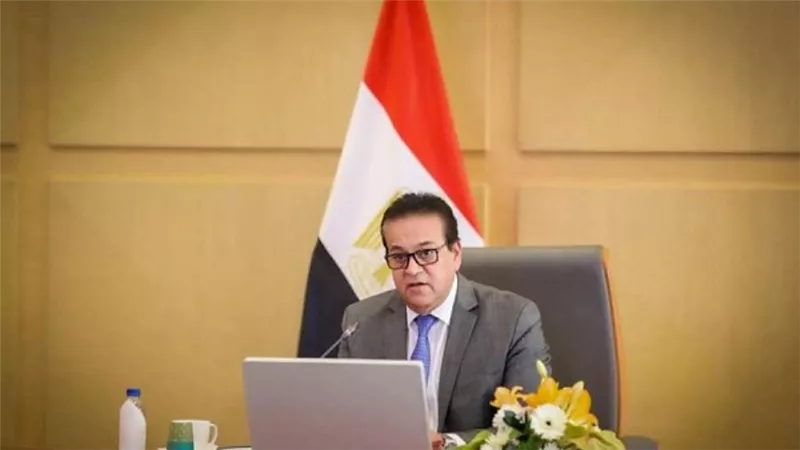 الدكتور خالد عبدالغفار: «100 يوم صحة» قدمت أكثر من 60 مليون خدمة مجانية في 200 يوم (إنفوجراف)
