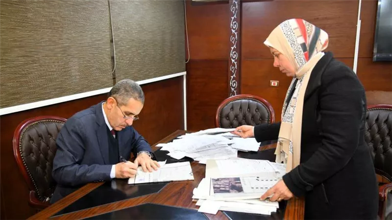 محافظ الغربية يصدر قرارات اعتماد تحديث الأحوزة العمرانية لـ 30 قرية و48 عزبة بنطاق المحافظة (صور)