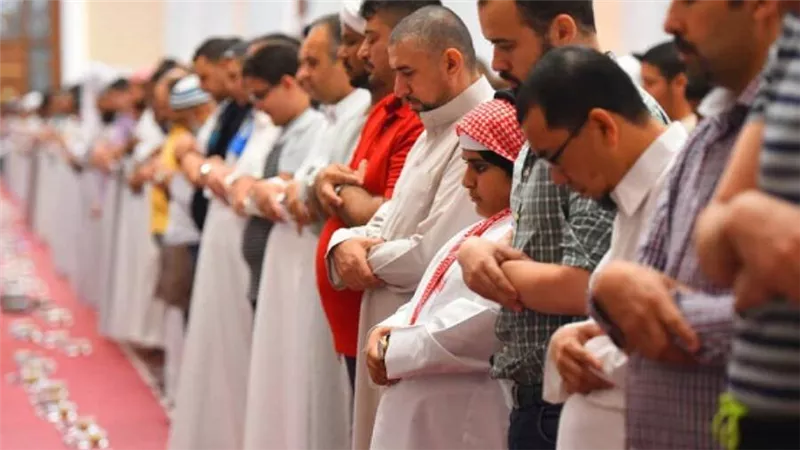 حقيقة تقييد صلاة التراويح بوقت محدد في رمضان