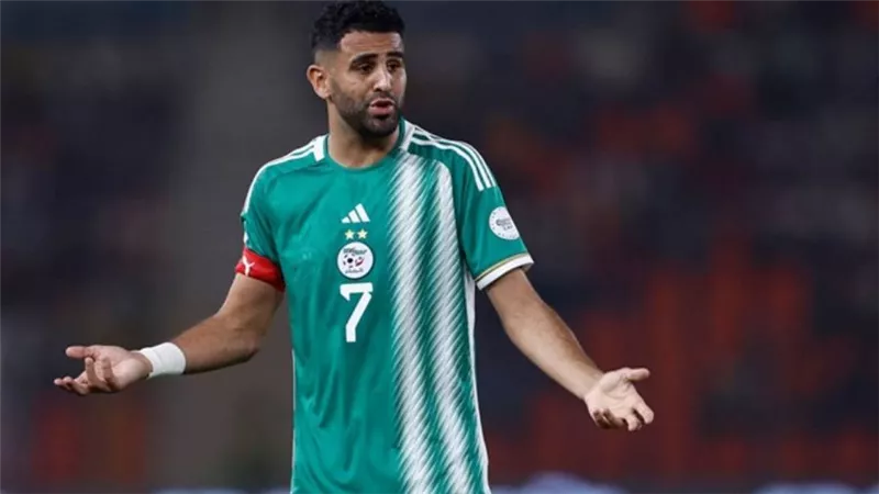 حقيقة اعتزال رياض محرز اللعب الدولي بعد الخروج من أمم أفريقيا