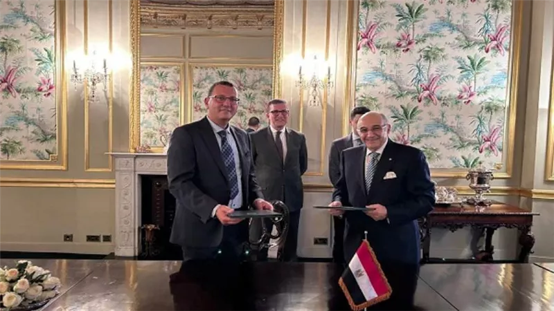 «الصحة» توقّع اتفاقية تعاون مع الجمعية الطبية المصرية بالمملكة المتحدة لتعزيز السياحة العلاجية (صور)