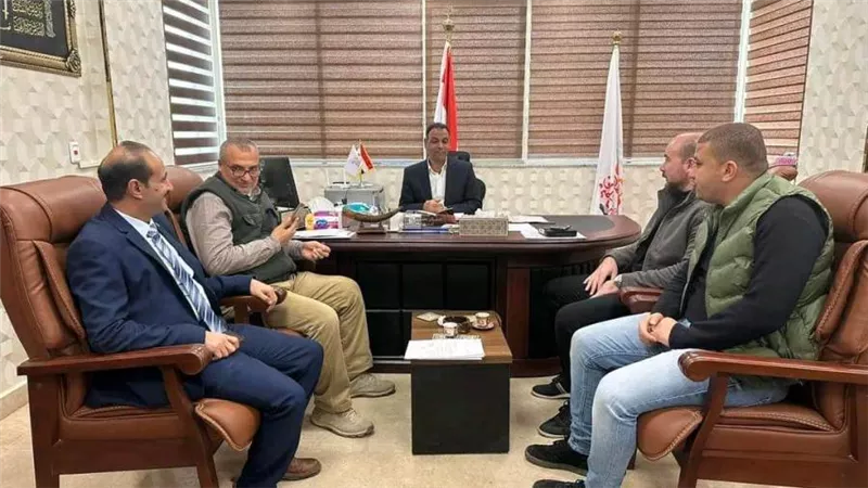 مسئولو الإسكان يتابعون الأعمال الجاري تنفيذها بالمبادرة الرئاسية 