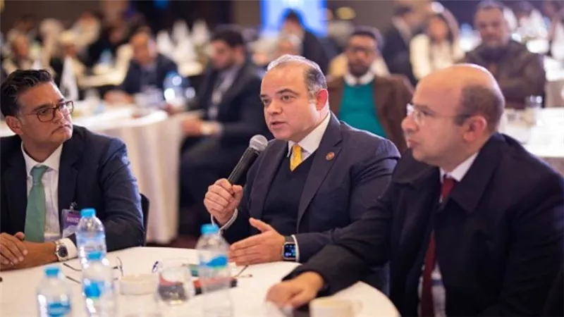 رئيس الرقابة المالية يلقي الكلمة الرئيسية بالمؤتمر السنوي للجمعية المصرية لخبراء الاستثمار 