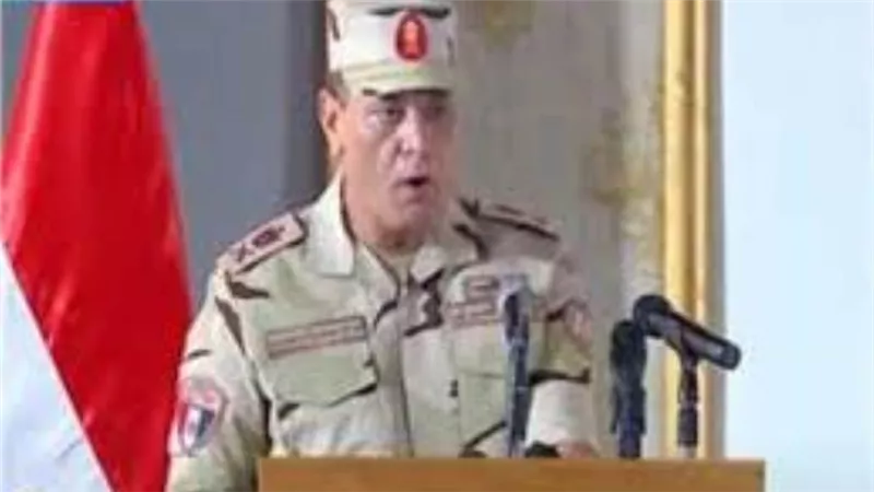 قائد الجيش الثاني الميداني يستعرض مع وفد الملحقين العسكريين جهود مصر لتأمين تدفق المساعدات الإنسانية لقطاع غزة