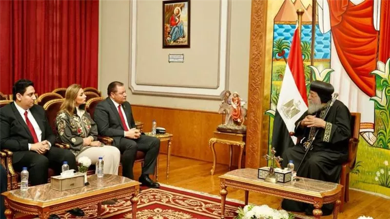  رئيس هيئة الاعتماد والرقابة الصحية يلتقي قداسة البابا تواضروس الثاني لمناقشة التعاون لحصول المنشآت الصحية التابعة للكنيسة على اعتماد GAHAR