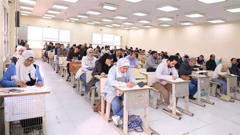 انتهاء امتحانات التعليم المدمج بجامعة القاهرة 
