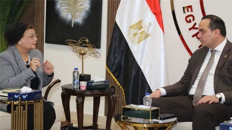 رئيس هيئة الرعاية الصحية: الانتهاء من تنفيذ 4 برامج تدريبية لأطباء النساء والتوليد والقِبالة ومقدمي المشورة بالأقصر (صور)