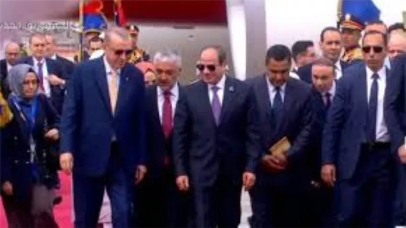القاهرة وأنقرة تفتحان صفحة جديدة.. زيارة أردوغان تُتوّج بانطلاقة تاريخية للعلاقات المصرية التركية