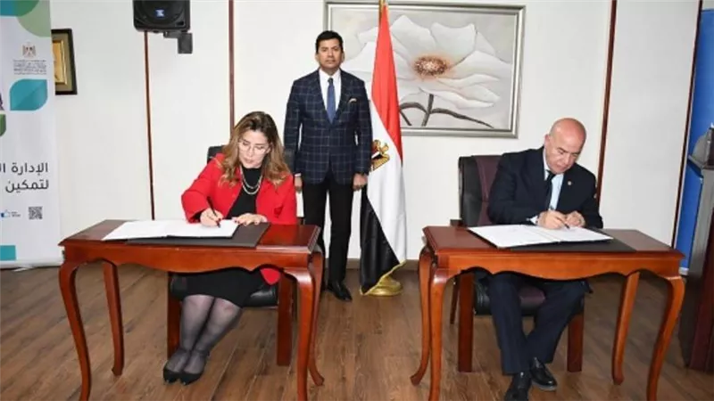 وزير الرياضة يشهد مراسم توقيع مذكرة تفاهم بين الوزارة والمفوضية السامية للأمم المتحدة لشؤون اللاجئين (صور)