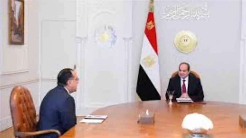 السيسي يطلع على نتائج مشاركة رئيس الوزراء في القمة العالمية للحكومات بدبي