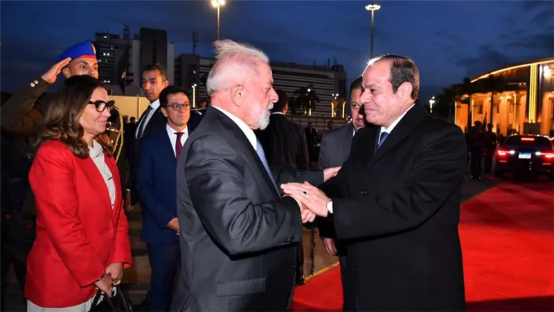 الرئيس السيسي يودع نظيره البرازيلي لولا دا سيلڤا بعد انتهاء زيارته لمصر