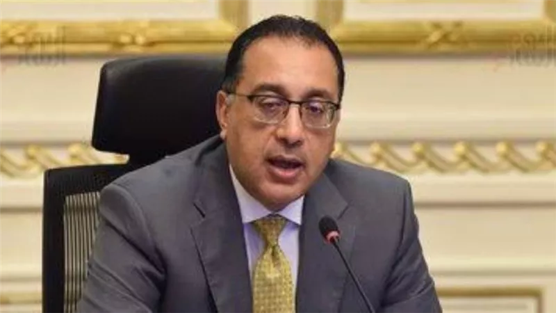 قرار من رئيس الوزراء بشأن تقنين أوضاع الأجانب في مصر
