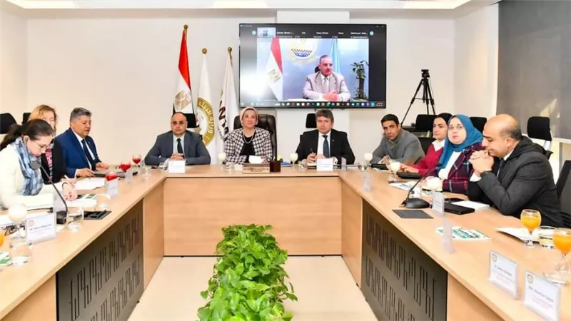 وزيرة البيئة تترأس لجنة تسيير البرنامج الوطنى لإدارة المخلفات الصلبة بمشاركة ٤ محافظين وشركاء التنمية