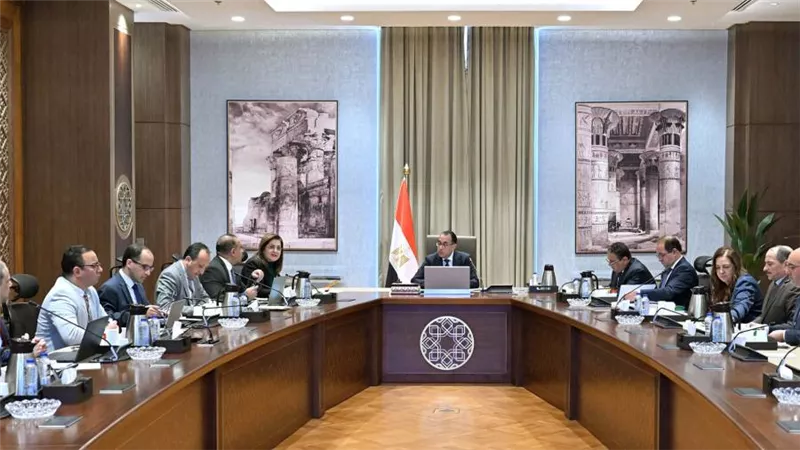 رئيس الوزراء يستعرض مقترحات خطة التنمية الاقتصادية والاجتماعية 2024/2025 (صور)