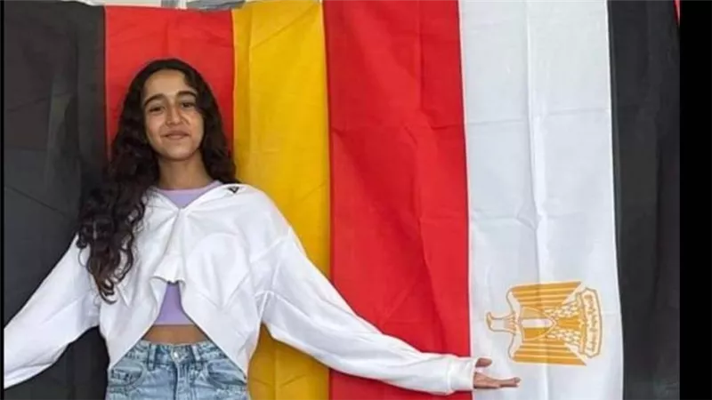 اللاعبة المصرية لانا فتح الله تفوز بالمركز الأول للناشئات تحت 13 سنة ببطولة فرنسا المفتوحة