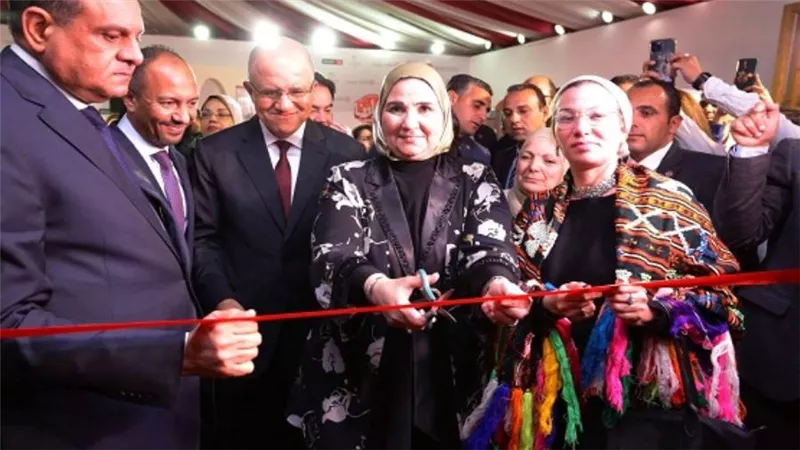 وزيرة التضامن تفتتح الدورة الـ 66 لمعرض «ديارنا للحرف اليدوية والتراثية»
