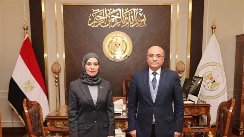 وزير العدل يبحث مع سفيرة المملكة في البحرين سبل تعزيز التعاون القضائي