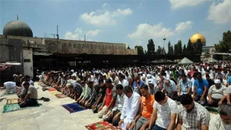 بن جفير يطالب بمنع الفلسطينيين من الصلاة بالمسجد الأقصى في رمضان