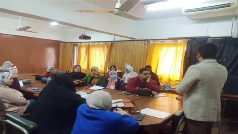 «الصحة» تنظم دورات تدريبية لرفع كفاءة الصيادلة بمحافظات الجمهورية (صور)