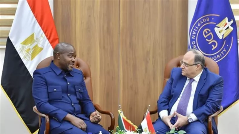 رئيس هيئة الدواء يبحث مع نظيره الزامبي سبل تعزيز التعاون المشترك