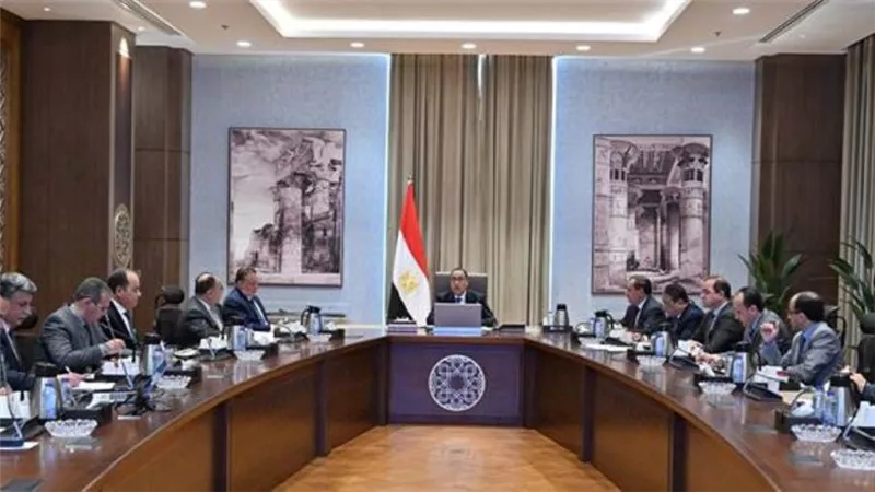 رئيس الوزراء يتابع مشروع توسعات مصفاة تكرير ميدور بالإسكندرية