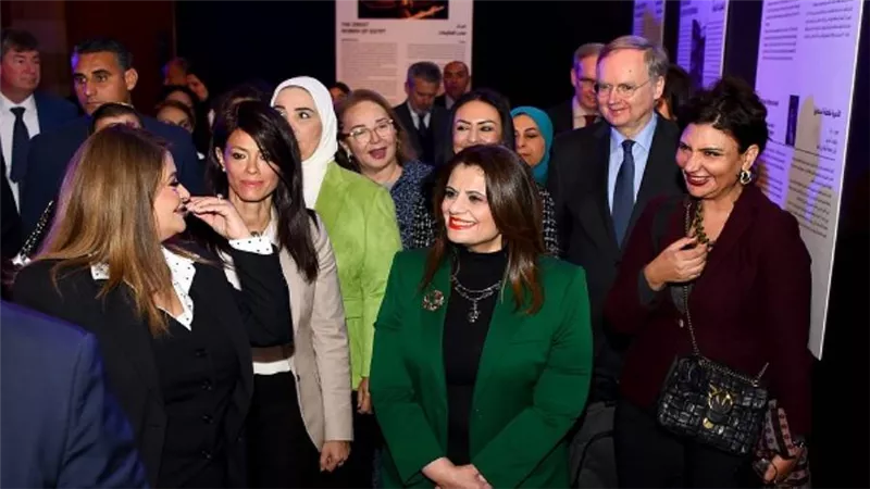 وزيرة الهجرة تستعرض أبرز خطوات استراتيجية الوزارة لتمكين المرأة المصرية (صور)