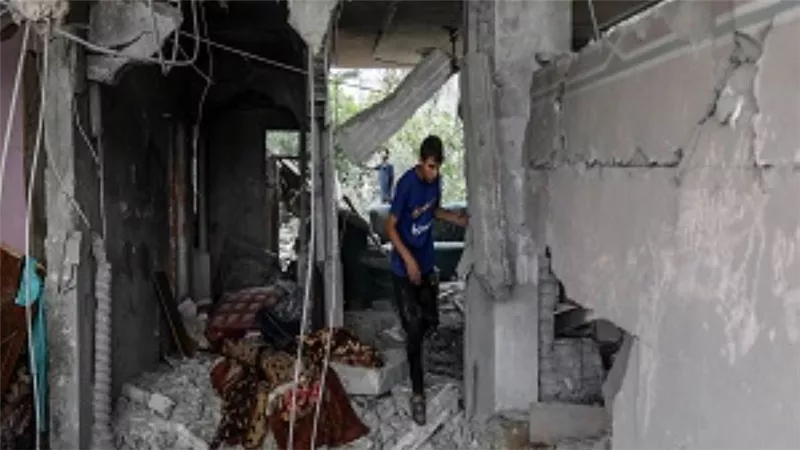 المرصد الأورومتوسطي: أساسيات الحياة في غزة غير موجودة.. والاحتلال يبيد الفلسطينيين| فيديو
