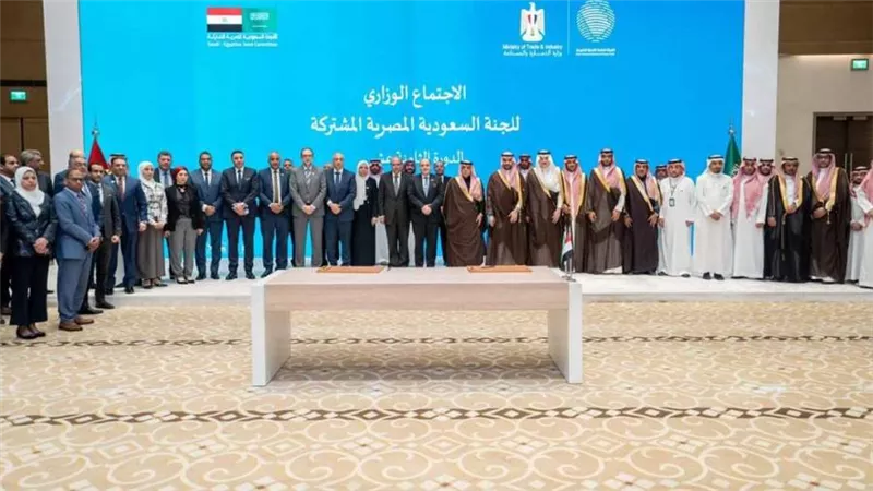 وزيرا التجارة بمصر والسعودية يترأسان الاجتماع الوزاري للدورة الثامنة عشر للجنة المصرية السعودية المشتركة بالرياض