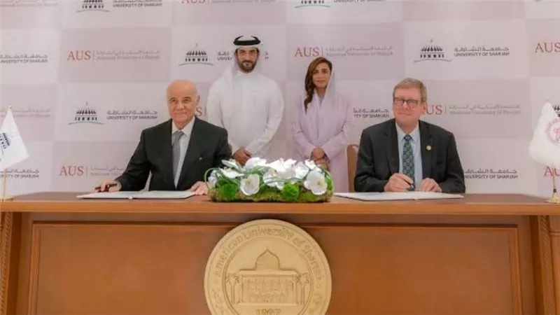 مذكرة تفاهم بين دافوس الجامعة الأمريكية وكلية لندن للحد من مخاطر الزهايمر