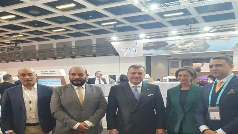 وزير السياحة والآثار يفتتح الجناح المصري المُشارك في بورصة برلين السياحية ITB (صور)