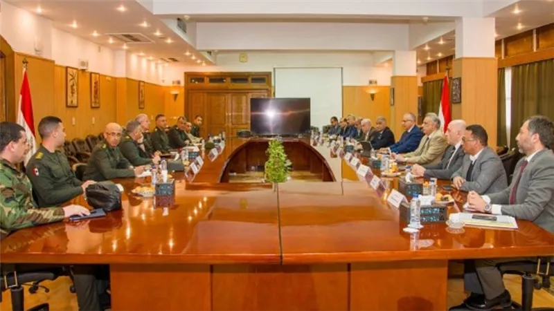 وزير الري: توقيع اتفاقية إطارية لتنفيذ أعمال تأهيل المنشآت المائية (صور)