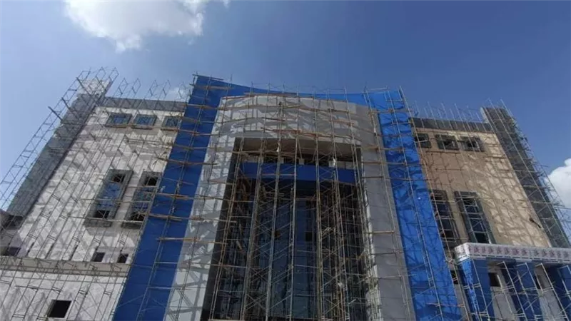 وزير الإسكان يُتابع الموقف التنفيذي لعددٍ من المشروعات التي يتولى تنفيذها جهاز العبور (صور)