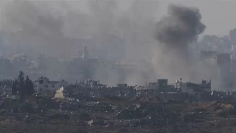 صحة غزة: استشهاد 67 شخصا وإصابة 106 آخرين في غارات إسرائيلية اليوم