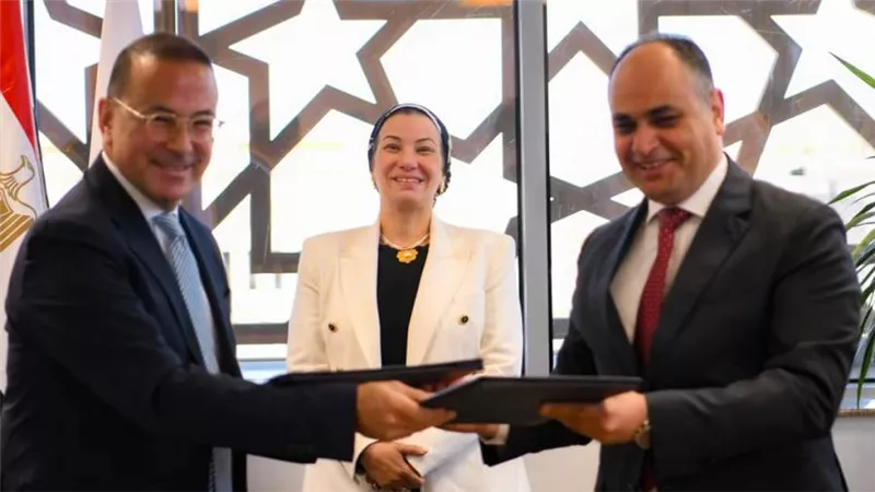 وزيرة البيئة تشهد توقيع اتفاقية مشروع الغردقة الخضراء بالتعاون مع اليونيدو