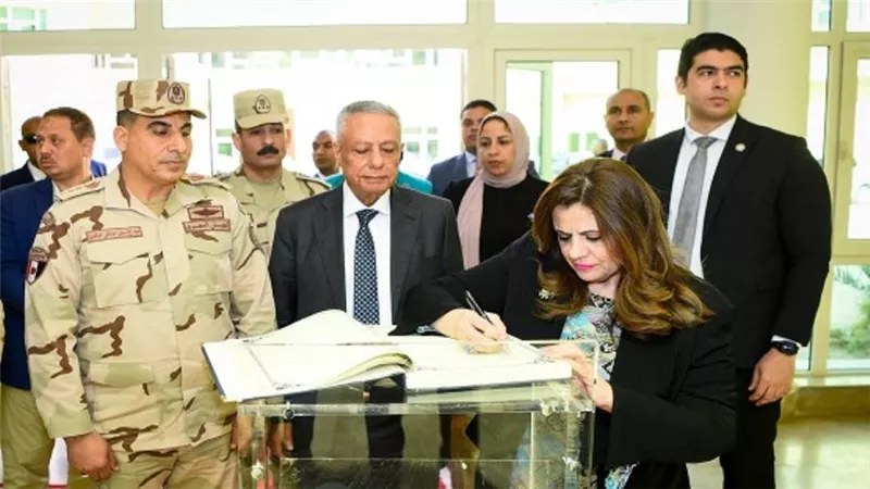 الهجرة تنظم الندوة التثقيفية الجامعية الأولى لأبناء المصريين بالخارج بالتعاون مع قوات الدفاع الشعبي والعسكري (صور)