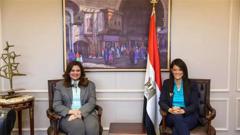 وزيرتا التعاون الدولي والهجرة في الخارج تبحثان ملفات العمل المشترك