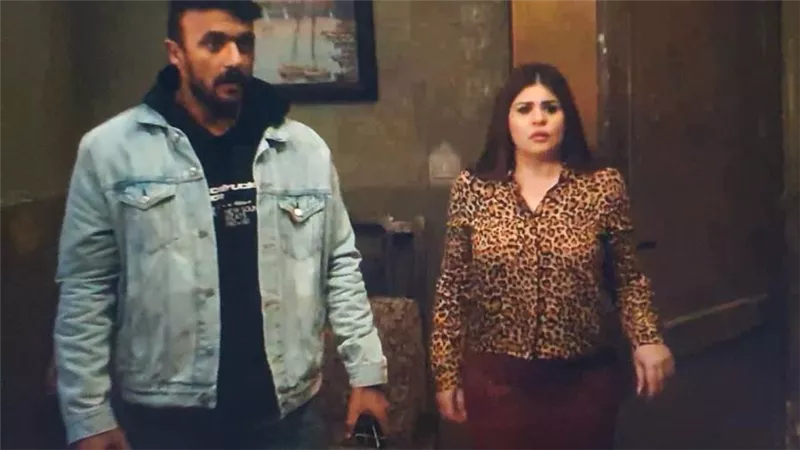 بالصور.. يمنى طولان تخطف الأنظار بمشهد قتل والدتها في 