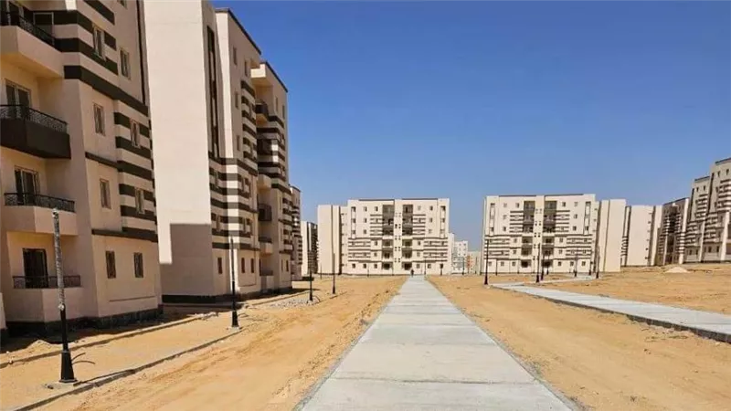 وزير الإسكان يتابع موقف تنفيذ وحدات المبادرة الرئاسية 