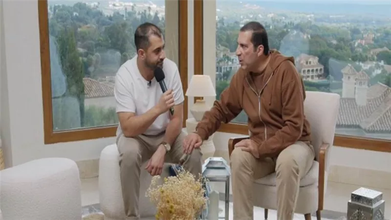 عمرو خالد: هذه أفضل طريقة لراحتك النفسية والتخلص من الإجهاد والإرهاق النفسي (فيديو)