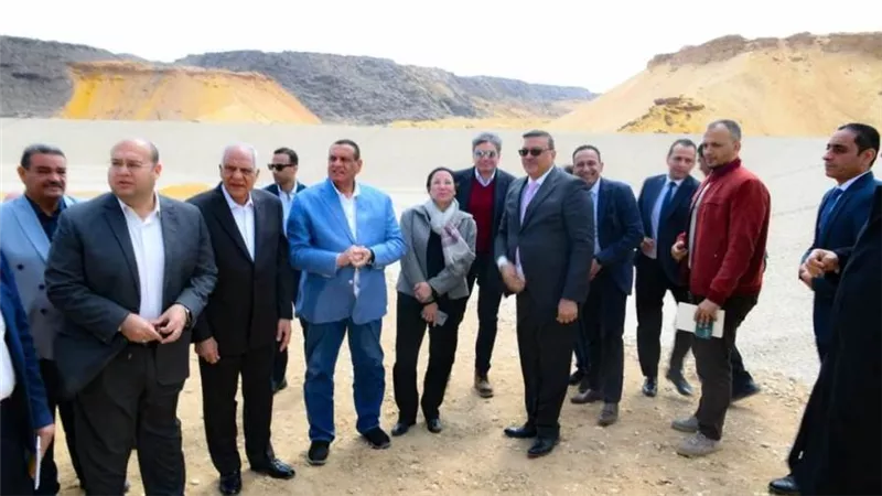 وزيرا البيئة والتنمية المحلية ومحافظ الجيزة يتفقدون منظومة التخلص الآمن من المخلفات 