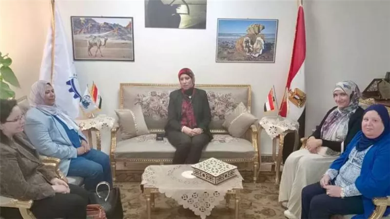 ندوة توعوية للمستثمرين ورفع كفاءة المرافق بالسويس الجديدة