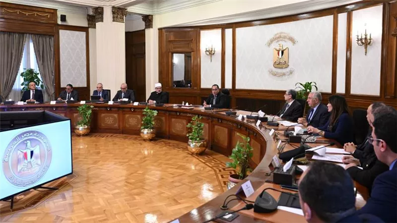 رئيس الوزراء يتابع الموقف التنفيذي للأعمال بالتجمع العمراني الجديد بجزيرة الوراق (صور)