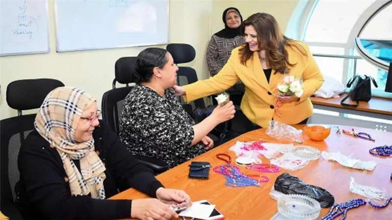 وزيرة الهجرة تتفقد مستشفى بهية بالهرم وتشيد بجودة الخدمة العلاجية المقدمة لدعم مقاتلات السرطان (صور)