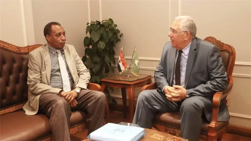 وزير الزراعة يبحث مع مدير المنظمة العربية للتنمية الزراعية التعاون المشترك