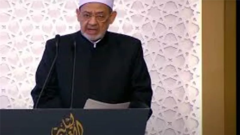 وحدة علمائية .. الضويني: كلمة الإمام الأكبر باحتفالية ليلية القدر علاج للأمة