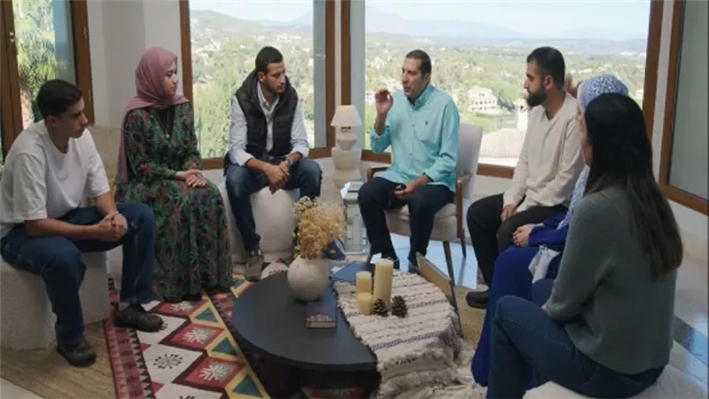 عمرو خالد: لا تستهينوا بليلة 29 فقد تكون ليلة القدر (فيديو)