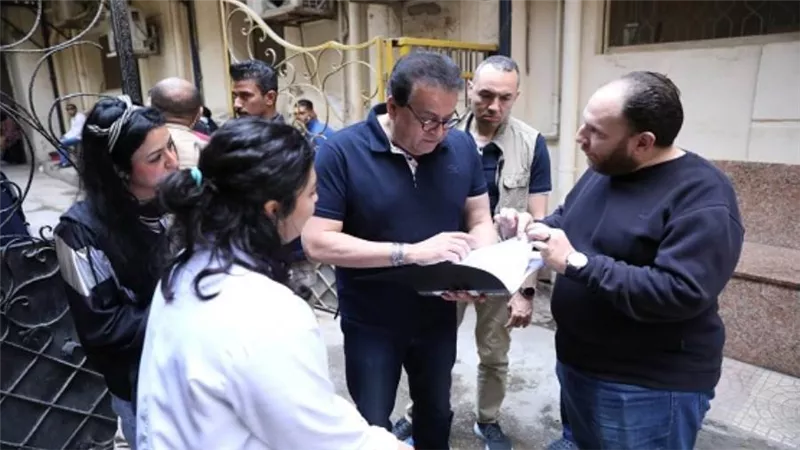 وزير الصحة يتفقد مستشفى 6 أكتوبر للتأمين الصحي بالدقي (صور)