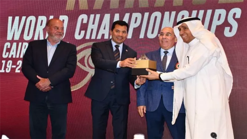 بعد غياب 37 عاما وزير الرياضة يشهد المؤتمر الصحفي للإعلان عن استضافة مصر لبطولة العالم للكاراتيه (صور)