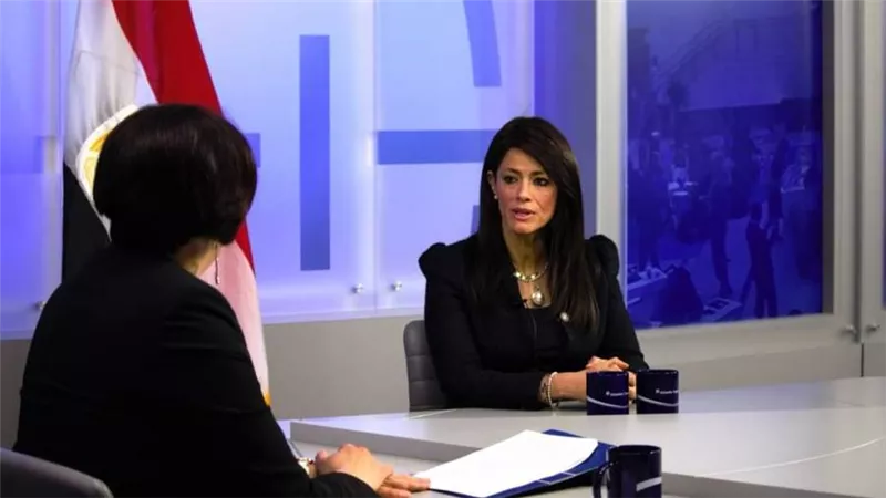 وزيرة التعاون الدولي تُروج لإجراءات الإصلاح الاقتصادي والهيكلي وجهود الدولة لتمكين القطاع الخاص