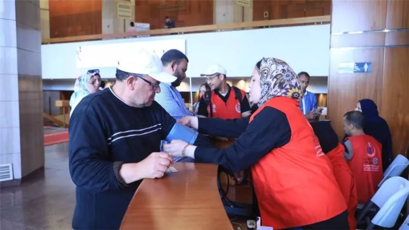 الصحة: فحص طبي لـ500 مواطن وتقديم الخدمات التوعوية لـ1000 آخرين من رواد مكتبة الإسكندرية